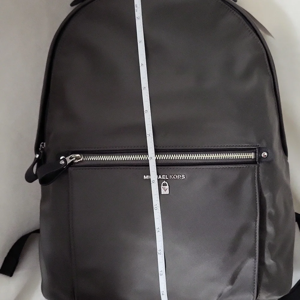 NWT Michael Kors Kelsey Backpack Olive Green Backpack